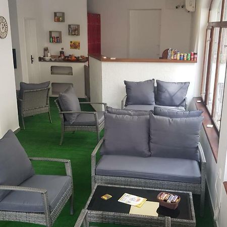 بيت شباب House Coffe بورغاس المظهر الخارجي الصورة